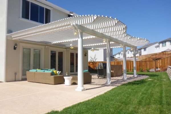 Lattice Patio Cover with Apollo Round Columns, Roseville, CA