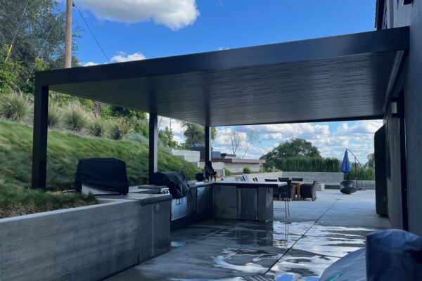 Aluminum patio posts with matching color to cover and trim installed in Granite Bay, CA