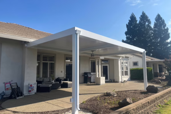Louvered Roof with Extruded Posts