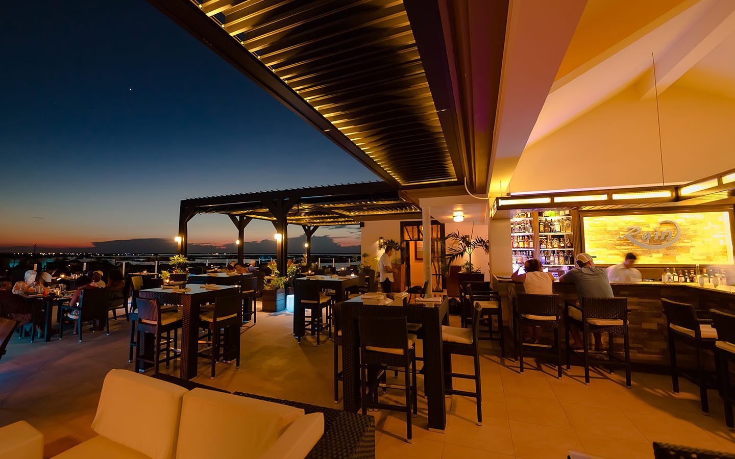 Apollo Louvered Roof System, Roseville, CA